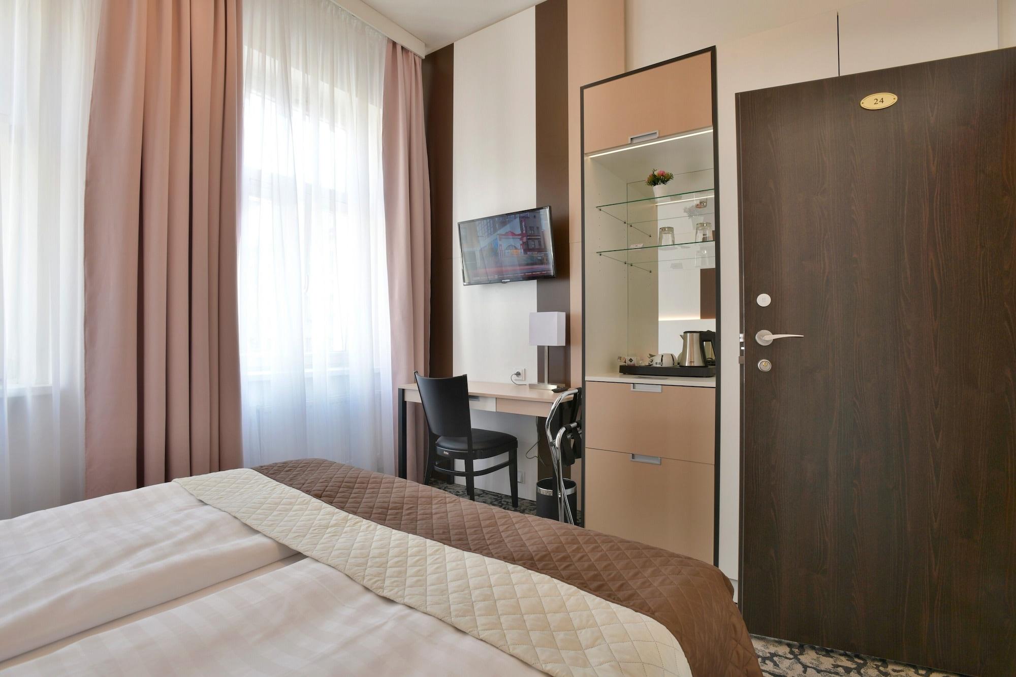 Machova Otel Prag