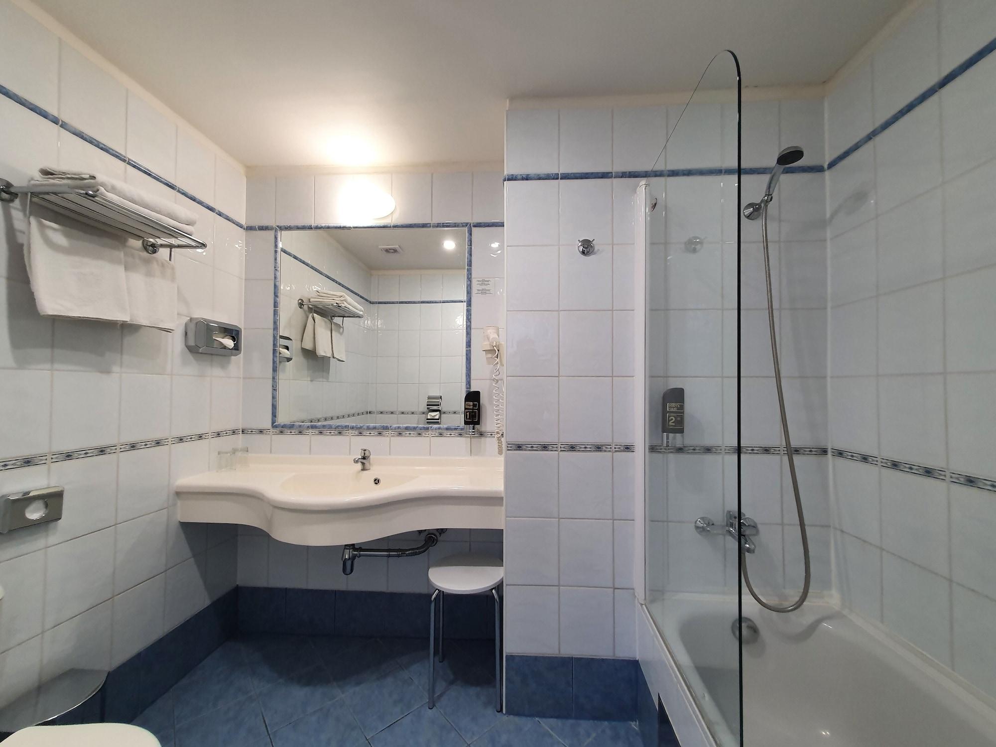 Otel Machova