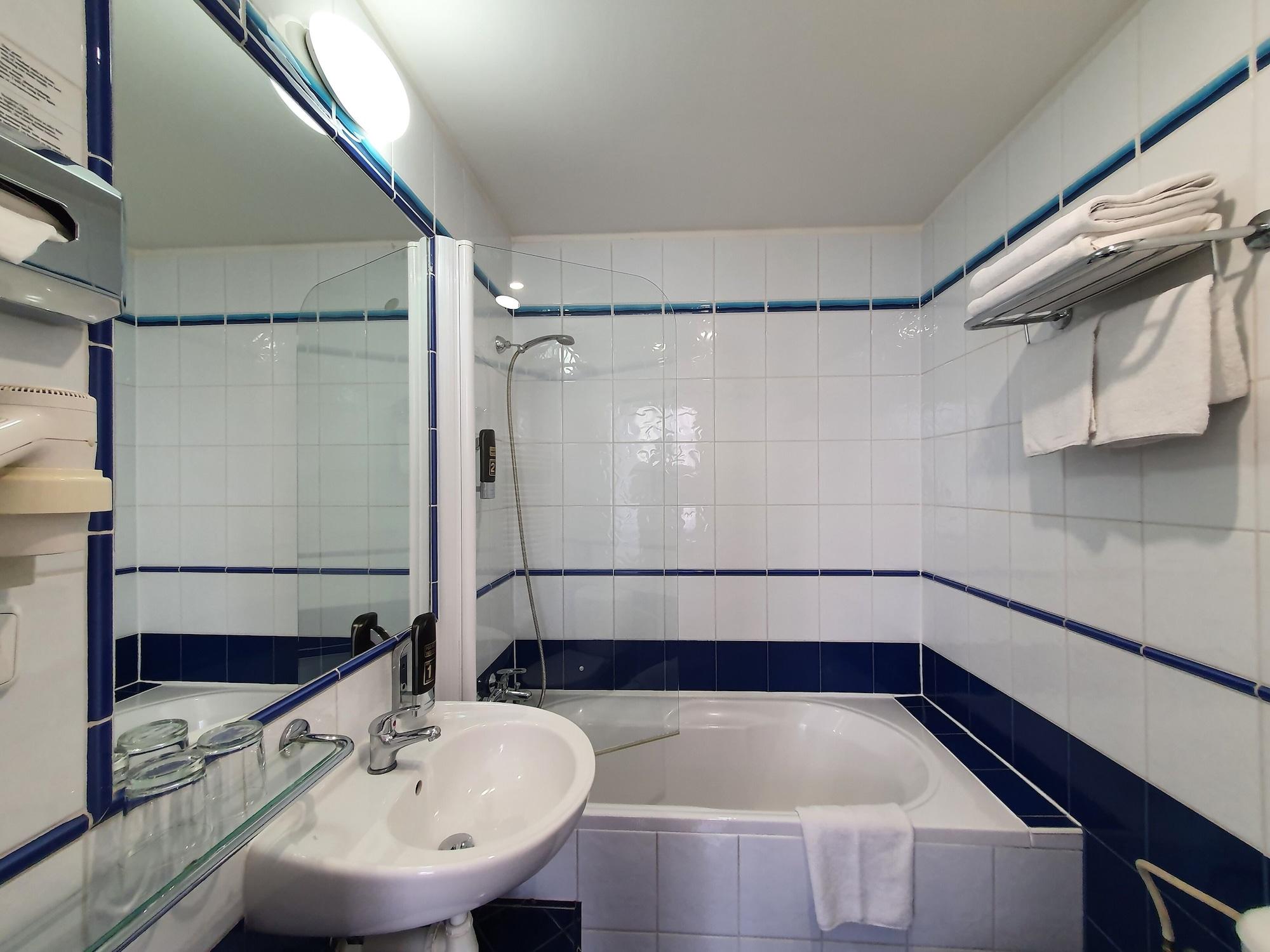 Otel Machova 3*