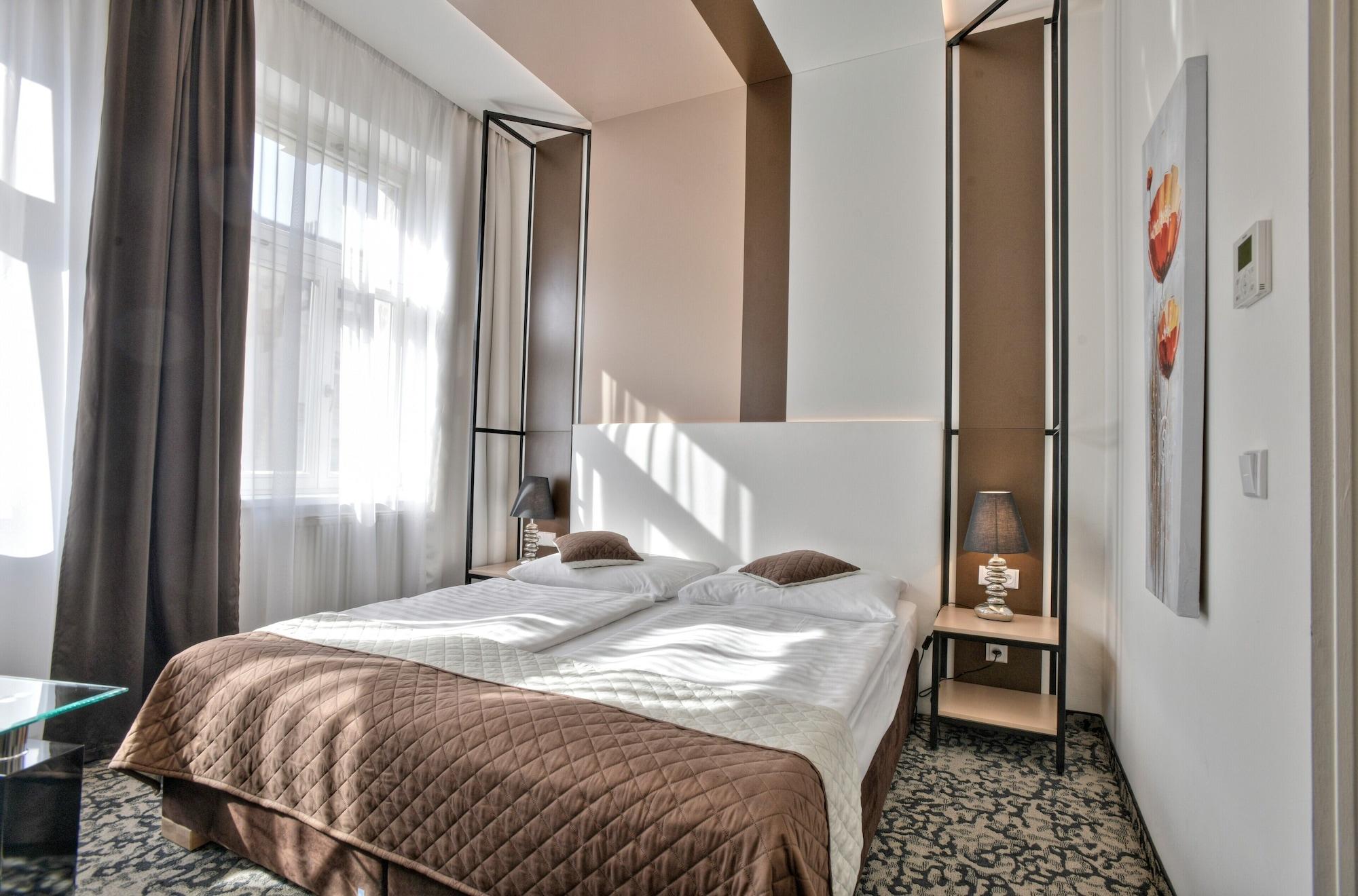 Machova Otel Prag