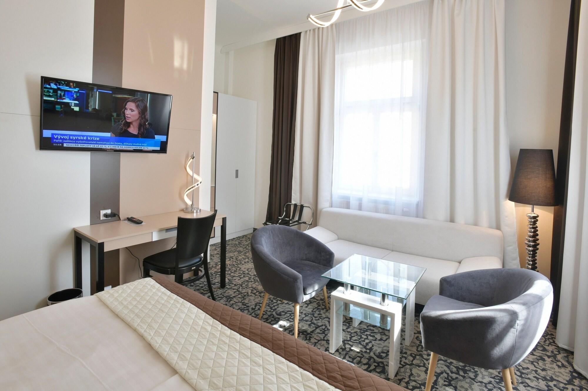 Otel Machova Prag