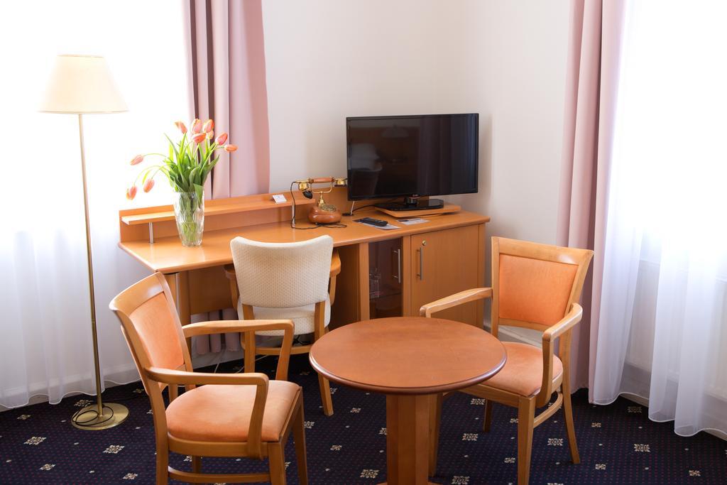 Otel Machova